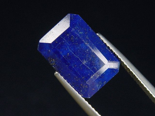 Lapislazuli 7,65 Ct. Oktagon facettiert 14 x 10 mm