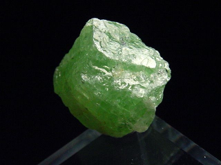 Tsavorite crystal 14 mm - Tanzania
