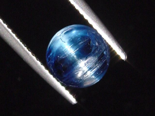 Preview: Kyanit / Disthen Katzenauge 3,52 Ct. zweifarbig selten Brasilien