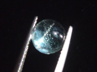 Aquamarin Katzenauge 2,78 Ct. rund Cabochon Brasilien