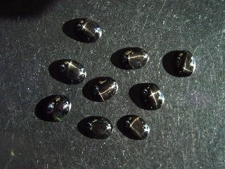 Star Diopside lot 30,35 Ct. oval cabochons
