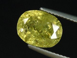 Grossular Granat 4,39 Ct. Oval 10,5 x 8 mm Sri Lanka