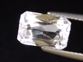 Spodumen 3,76 Ct. Oktagon und Scherenschliff 10 x 6,5 mm