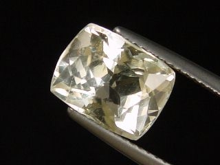 Hiddenite 4,88 Ct. antique cut 10,5 x 8 mm Pakistan