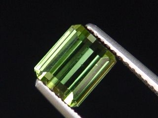 Verdelith / grüner Turmalin 1,58 Ct. Oktagon 7 x 5,5 mm Brasilien