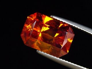 Sphalerite 10,04 Ct. octagon cut - Picos de Europa, Spain