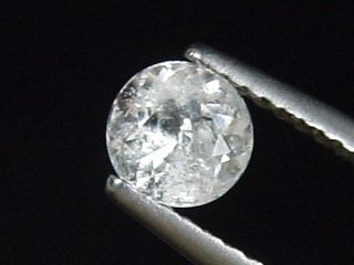 Pollucite 0,59 Ct. round rare - Skardu, Pak.