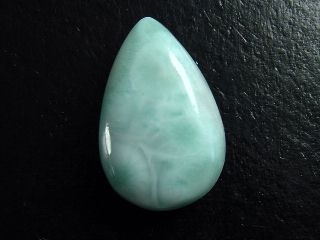 Larimar 22,52 Ct. Tropfen Cabochon - Dominik. Republik