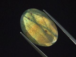 Facettierter Labradorit 11,57 Ct. Oval Australien