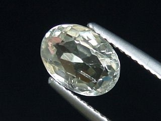 Sillimanite 2,08 Ct. faceted oval - Balangoda, Sri Lanka