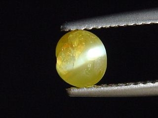 0,62 ct runder Chrysoberyll-Katzenauge-Edelstein, 5,1 mm