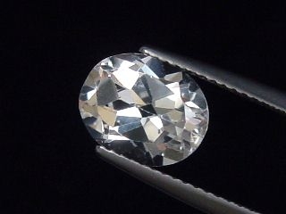 White Topaz 3,36 Ct. oval Brazil
