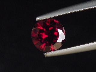 Rhodolite Garnet 1,28 Ct. round Sri Lanka
