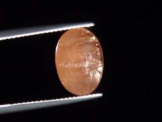 Topaz cat's eye 5,91 Ct. rare natural color - Ouro Preto, Brazil