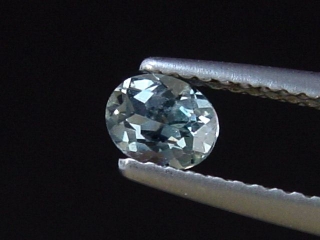 Sapphire 0,46 Ct. steel blue natural color Tanzania