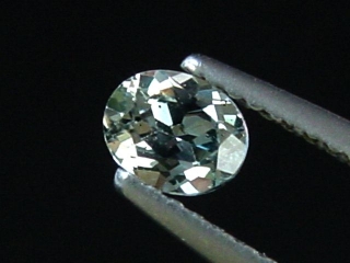 Sapphire 0,47 Ct. blueish green natural color Tanzania