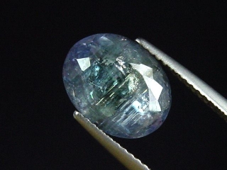 Zoisite / Tanzanite 4,59 Ct. unheated natural color Tanzania