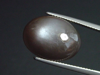 Mondstein silbergrau 12,54 Ct. Oval Cabochon 18 x 13 mm