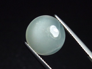 Moonstone 5,77 Ct. round cabochon