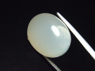 Moonstone 15,38 Ct. oval cabochon