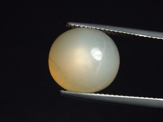 Moonstone 11,56 Ct. oval cabochon