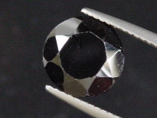Schwarzer Spinell 5,96 Ct. rund Sri Lanka