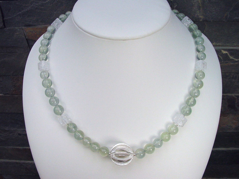 Fluoritkette mit Bergkristall Würfeln 325,10 Ct. modernes Design mit Silber 51 - 52,5 cm