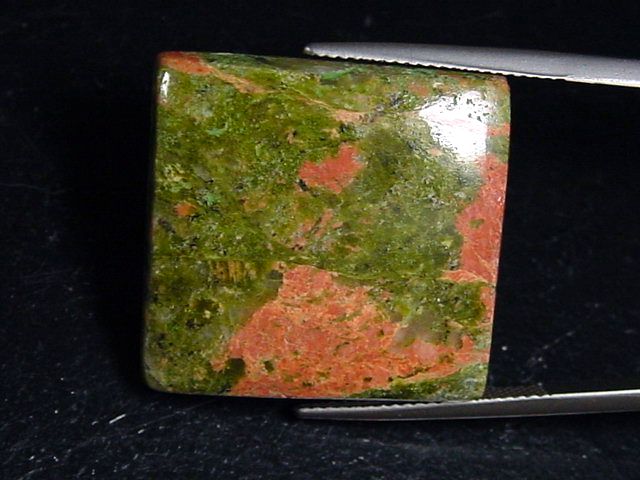 Unakite 42,22 Ct. rectangular cabochon 25 x 23,5 mm
