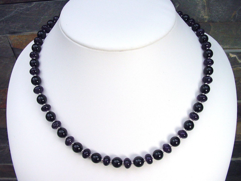 Turmalinkette mit Amethyst 197,80 Ct. - schwarzer Turmalin 47,5 - 50,5 cm