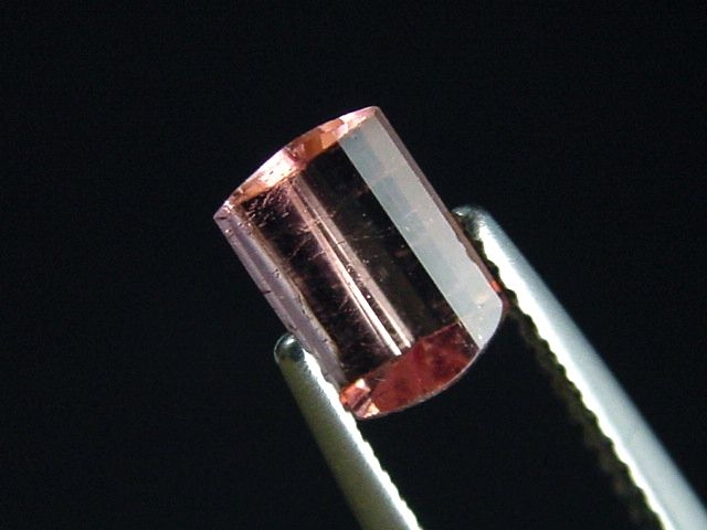 Turmalin rosa 0,89 Ct. Baguette 7 x 4,5 mm Brasilien