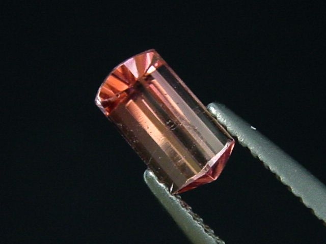 Turmalin rosa 1,00 Ct. Baguette 8 x 4 mm Brasilien