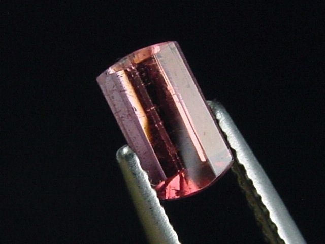 Turmalin rosa 0,79 Ct. Baguette 6,5 x 4 mm Brasilien