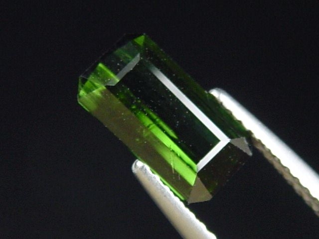 Verdelith / grüner Turmalin 1,90 Ct. Oktagon 10 x 5,5 mm Brasilien