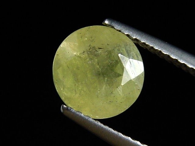 Brasilianit 1,96 Ct. facettiert Rund - Jenipapo, Minas Gerais, Brasilien