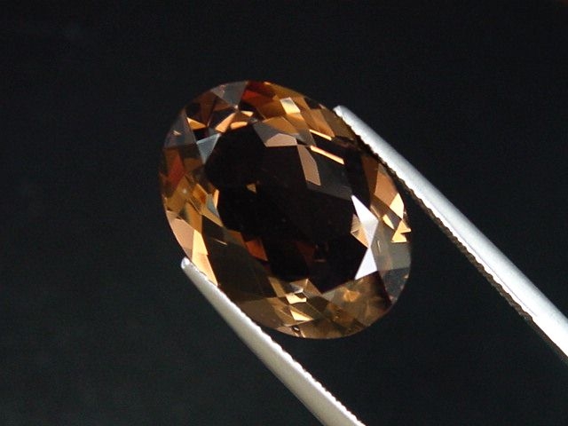 Smokey Quartz 11,08 Ct. oval Brazil