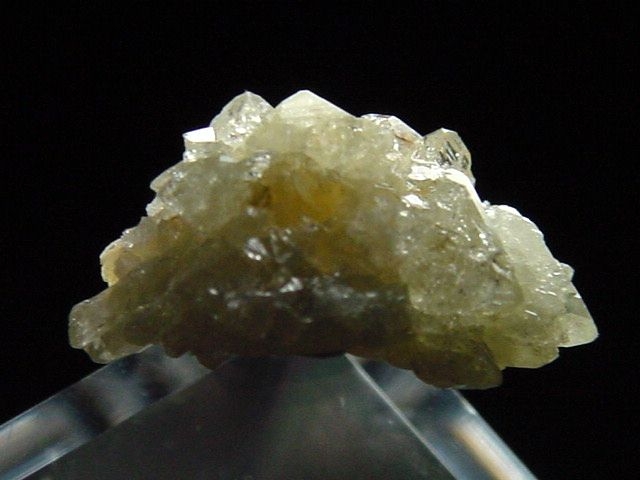 Brazilianite specimen 14 mm - Minas Gerais, Brazil