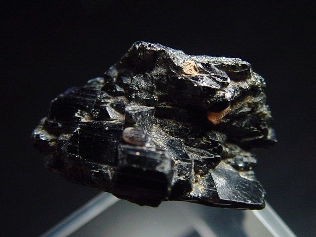 Pezzottaite specimen 24 mm rare - Ambatovita, Madagascar