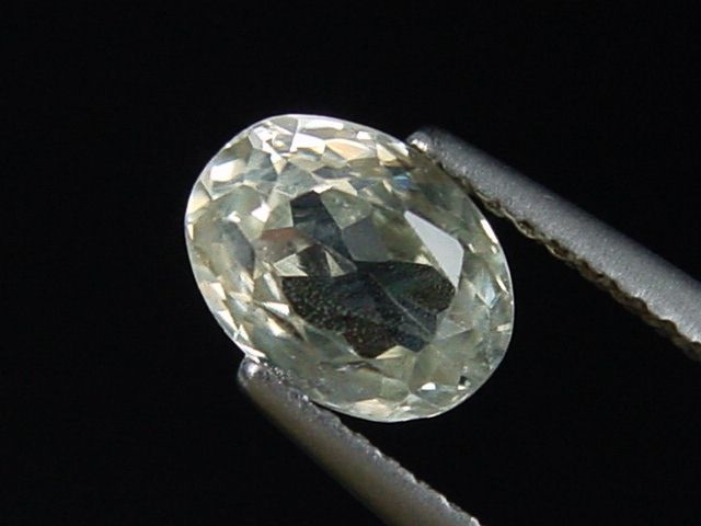 Sillimanite 1,57 Ct. oval faceted - Balangoda, Sri Lanka