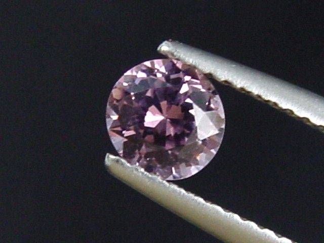 Spinell 0,63 Ct. Oval 5,5 x 5 mm Sri Lanka