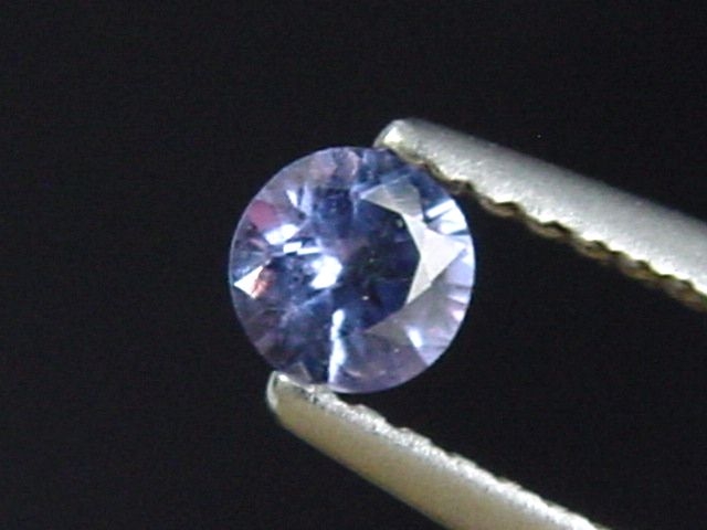 Blue purple Spinel 0,26 Ct. round Sri Lanka