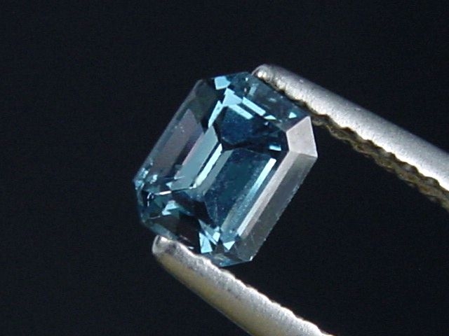 Blue Spinel 0,85 Ct. octagon Sri Lanka
