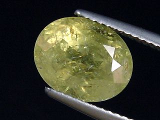 Grossular Granat 4,17 Ct. Oval 10,5 x 8,5 mm Sri Lanka