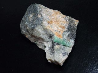 Emerald specimen 73 mm - crystals rich on matrix Brazil