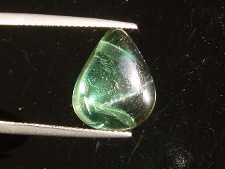 Apatit Katzenauge 8,97 Ct. grün Cabochon