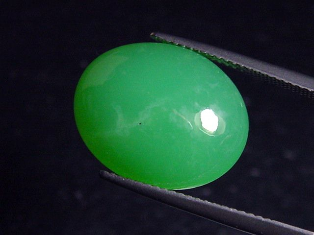 Chrysopras 12,97 Ct. Oval Cabochon Brasilien