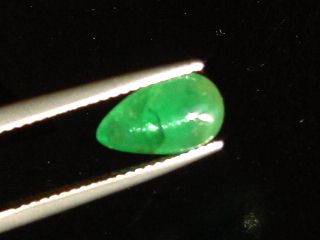 Emerald cat's eye 2,17 Ct. pear cabochon Colombia