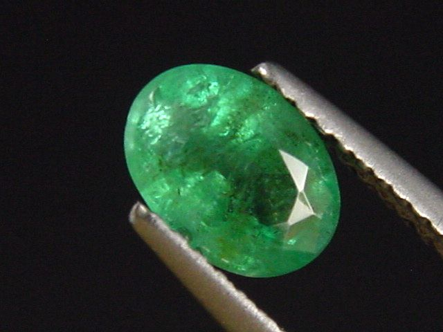Smaragd 1,14 Ct. feines Grün 7,5 x 5,5 mm Oval Kolumbien