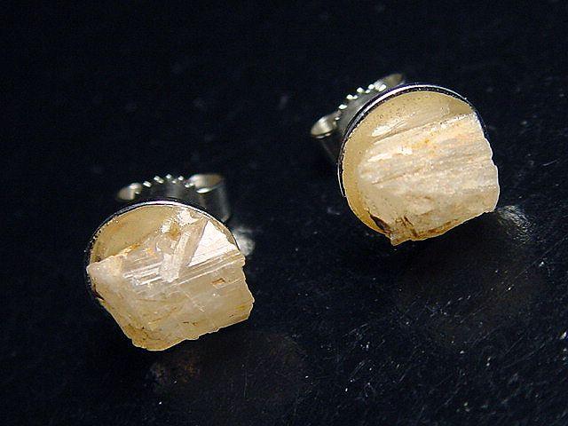 Phenakite crystal earring pair 925 silver 9 mm - Piracicaba, Minas Gerais, Brazil