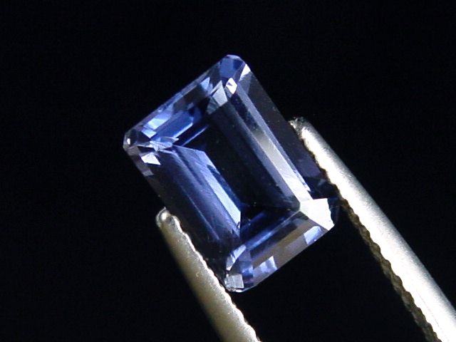 Iolite / Cordierite 1,70 Ct. fine color faceted