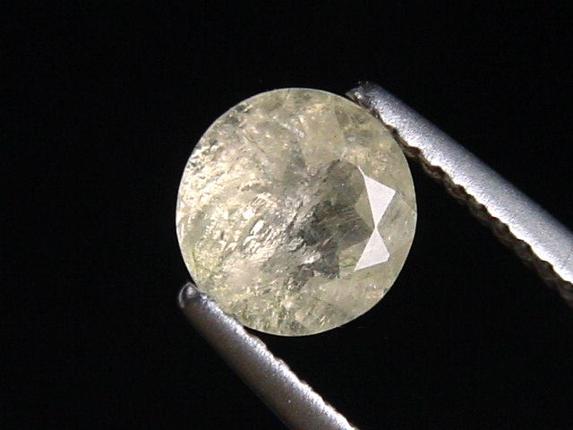 Leucit 1,10 Ct. Rund facettiert - Vesuv, Neapel, Italien